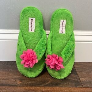 American Girl Green Fuzzy Slippers w Pink Flower and Green Sequins Size 3.5-5